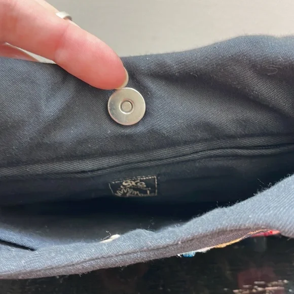 SOLD Vintage Embellished Handbag - Picture 4 of 6